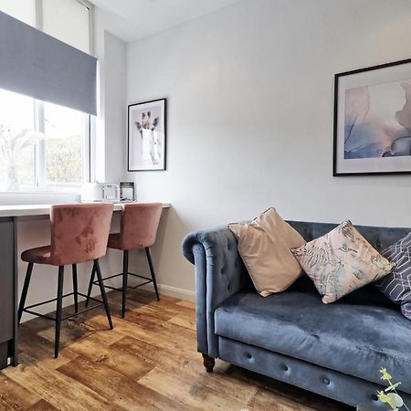 Urban Retreat - Southend Stays Экстерьер фото