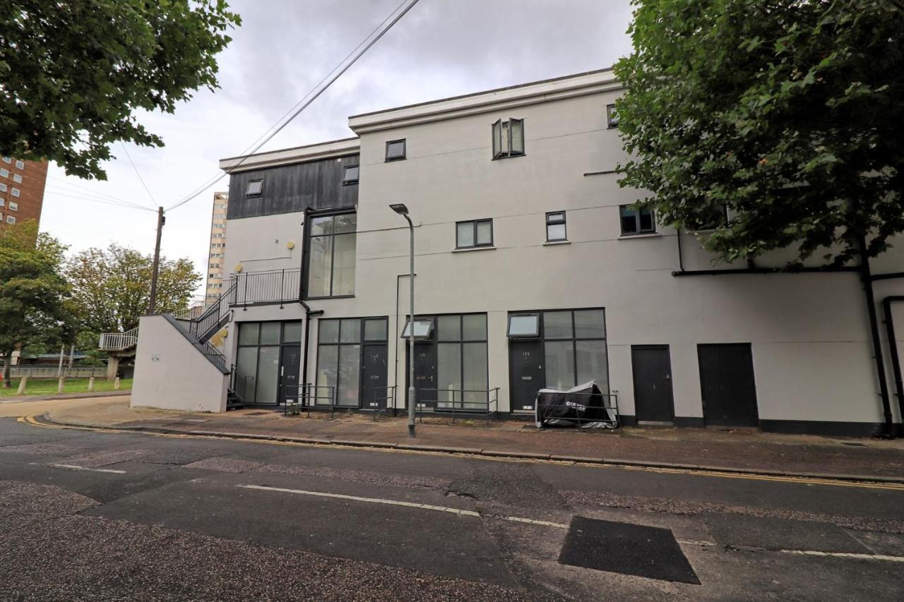 Urban Retreat - Southend Stays Экстерьер фото