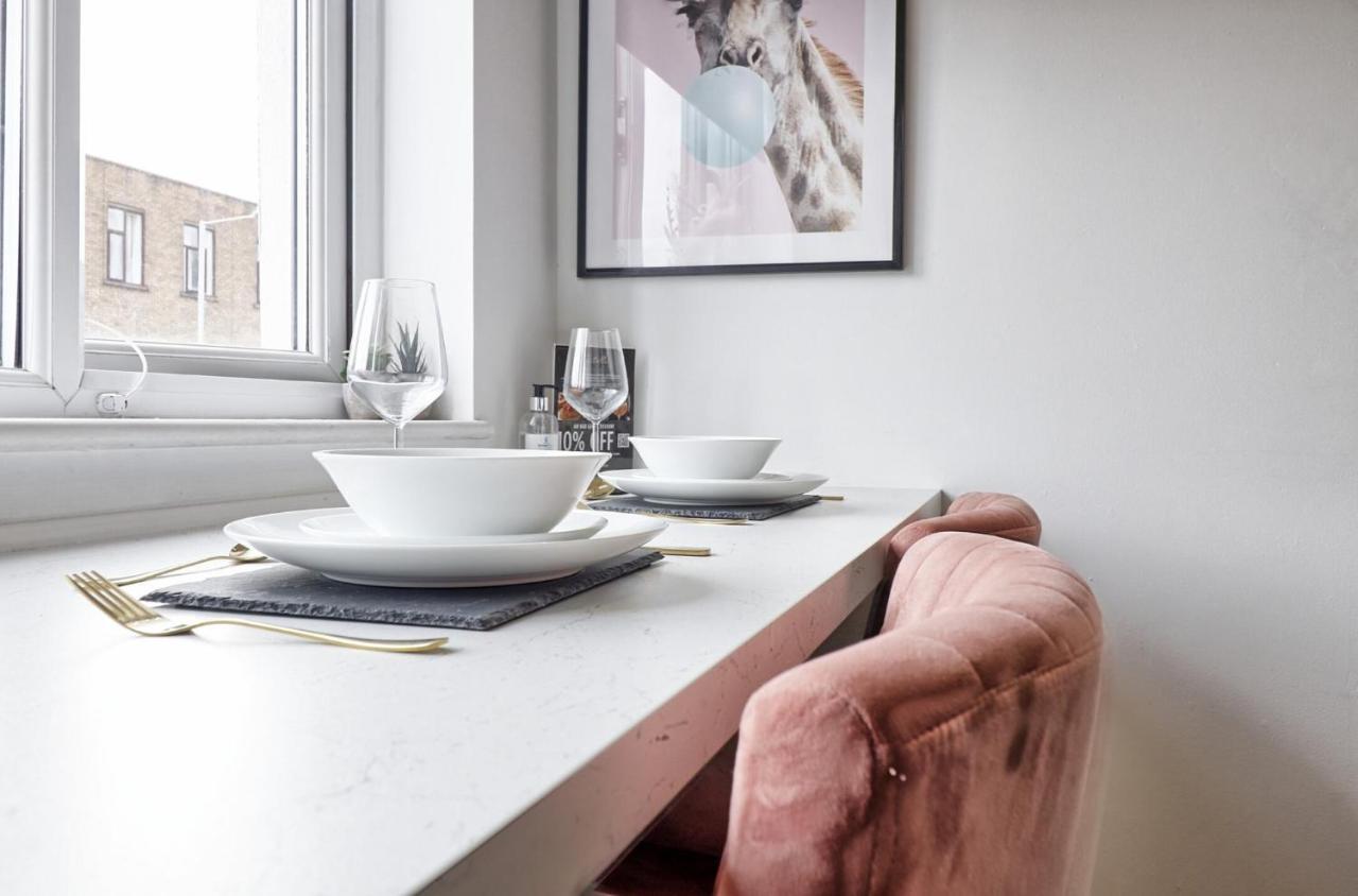 Urban Retreat - Southend Stays Экстерьер фото